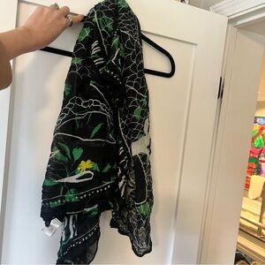 Black and Green Patterned Scarf NWT